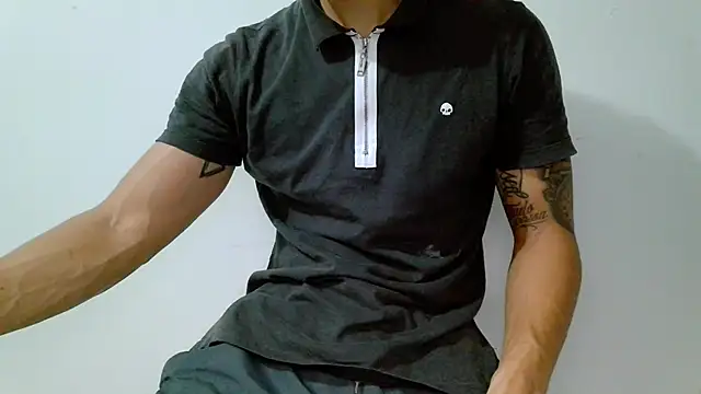 Snapshot of srghost333 chatting on March 2026 03:01:01 AM srghost333 online show from March 2026 03:01:01 AM