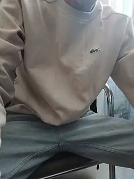 Skinboy06 online show from March 2026 11:04:01 AM