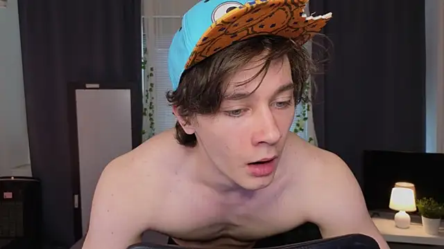 Snapshot of KevinStrike chatting on March 2026 02:44:01 PM KevinStrike online show from March 2026 02:44:01 PM