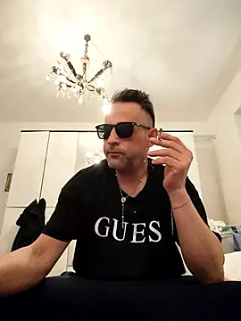 FINCHELABARCAVA online show from March 2026 04:29:01 PM