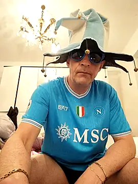 FINCHELABARCAVA online show from April 2026 01:00:02 AM