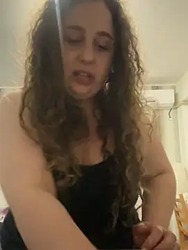 CurlyMaddie online show from July 2026 06:43:02 PM