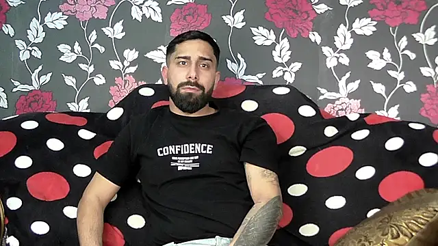 Snapshot of DonyNoir chatting on March 2026 06:18:02 AM DonyNoir online show from March 2026 06:18:02 AM