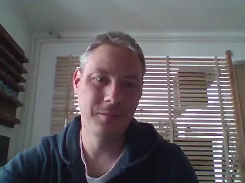 Userandmmm online show from April 2026 07:03:02 AM