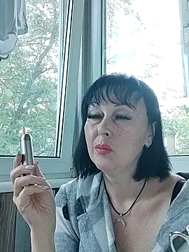 Snapshot of HelgaDennis chatting on June 2026 03:51:02 AM HelgaDennis online show from June 2026 03:51:02 AM
