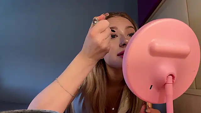 EliFlame online show from March 2026 08:20:02 AM