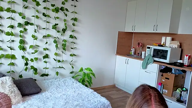 MonikFoxi online show from July 2026 05:12:01 AM