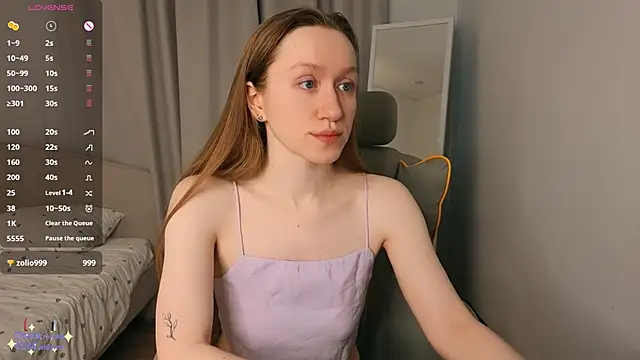 Snapshot of mowalova chatting on June 2026 05:43:01 AM mowalova online show from June 2026 05:43:01 AM