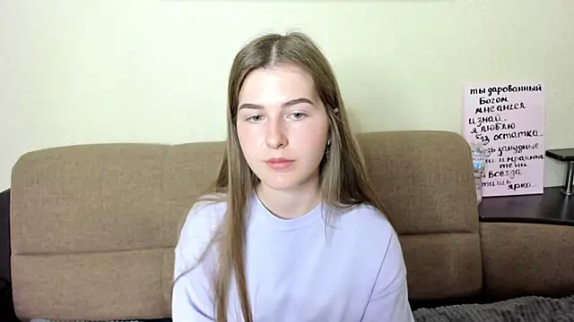 Snapshot of OhMyAlice chatting on June 2026 10:06:02 AM OhMyAlice online show from June 2026 10:06:02 AM
