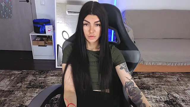 AnacondaOnn online show from May 2026 07:50:02 AM