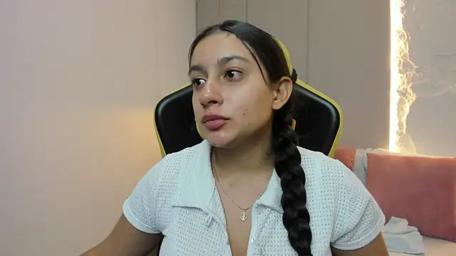 Snapshot of kira_relish chatting on May 2026 11:03:02 AM kira relish online show from May 2026 11:03:02 AM
