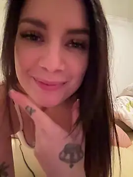 kattyluvv online show from April 2026 07:36:01 PM