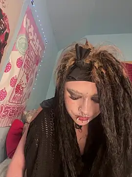 darlingvicuous online show from July 2026 02:14:01 AM