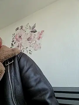 EvaThorn online show from March 2026 06:51:01 AM