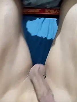 Snapshot of mirou97 chatting on April 2026 10:15:01 PM mirou97 online show from April 2026 10:15:01 PM