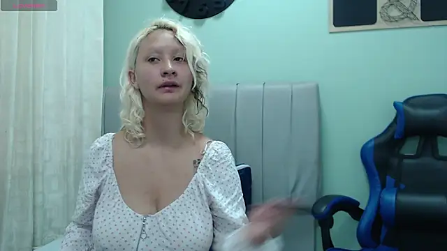 dafne kim online show from May 2026 12:54:02 PM