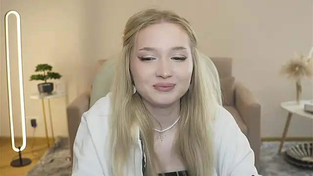 SeemaHornoff online show from March 2026 03:02:01 PM