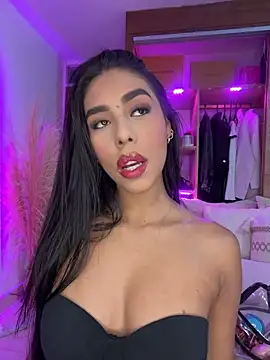 Rossie Blooms online show from May 2026 09:56:02 PM