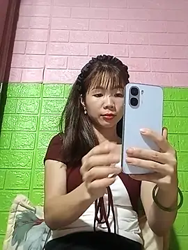 AmyLinee01 online show from June 2026 11:24:02 AM