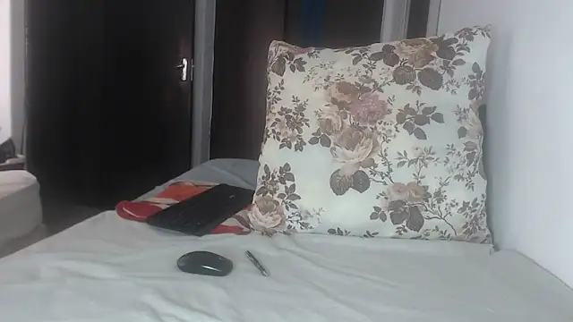 Lucia-boobs online show from April 2026 06:54:02 PM