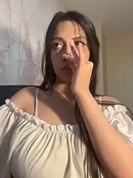 MargaritaMoon online show from May 2026 07:05:02 AM