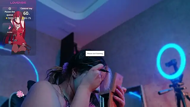 Carmillaa online show from June 2026 09:45:01 PM