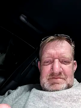 Notiesfuk online show from April 2026 09:12:01 PM