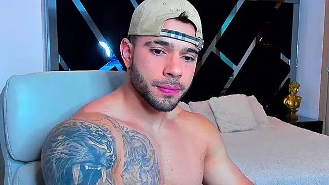 Raytorres online show from April 2026 10:45:01 PM