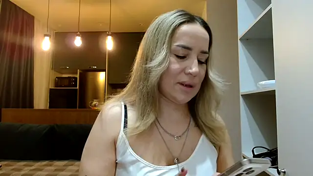 Kasara Bonny online show from March 2026 04:11:02 PM