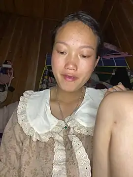 Jolinie online show from April 2026 04:43:01 AM