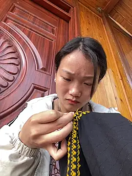 Jolinie online show from April 2026 01:48:01 AM