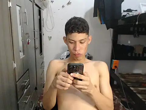 mastercum28 online show from April 2026 05:10:02 AM