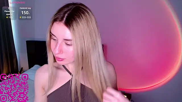 LulyDOLL online show from April 2026 06:55:02 AM