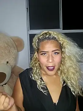 Snapshot of Nayaraluz chatting on March 2026 02:26:02 AM Nayaraluz online show from March 2026 02:26:02 AM