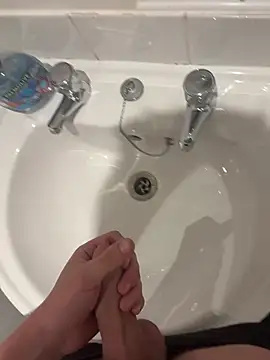 Snapshot of Dbzzzfr06 chatting on March 2026 10:35:01 PM Dbzzzfr06 online show from March 2026 10:35:01 PM