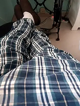 DanTrov79 online show from April 2026 09:05:01 AM