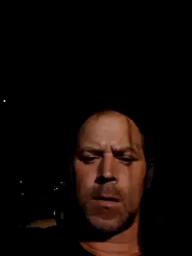 Snapshot of middickstroking chatting on March 2026 03:43:02 AM middickstroking online show from March 2026 03:43:02 AM