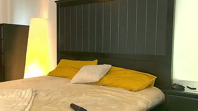 SlimTemptation online show from May 2026 02:12:01 PM