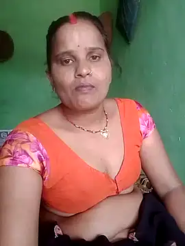 Shivani09900 online show from June 2026 05:25:01 AM