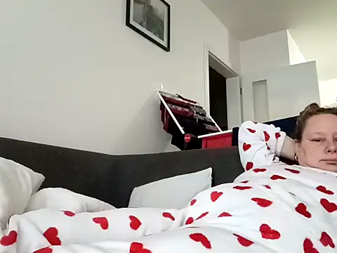 Jahudka47 online show from April 2026 08:34:02 AM