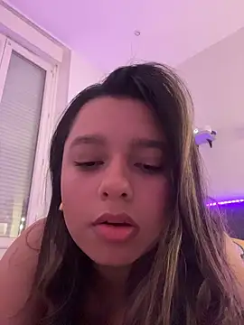 Lusty Lunaa online show from March 2026 09:32:02 AM