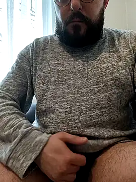 Snapshot of Tayphoon00 chatting on March 2026 12:16:01 PM Tayphoon00 online show from March 2026 12:16:01 PM