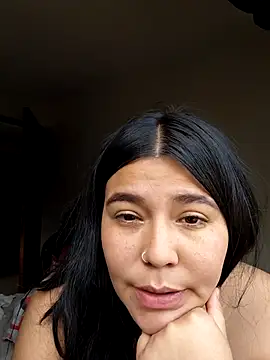 Snapshot of yesi_ho chatting on March 2026 07:07:02 PM yesi ho online show from March 2026 07:07:02 PM
