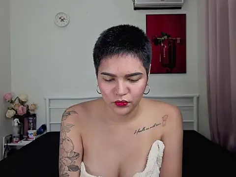 monicaconde online show from May 2026 08:21:01 AM