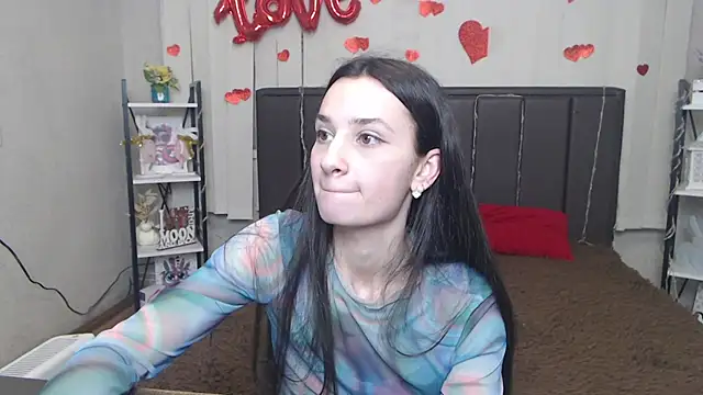 Je55icaBreeze online show from April 2026 01:41:02 PM