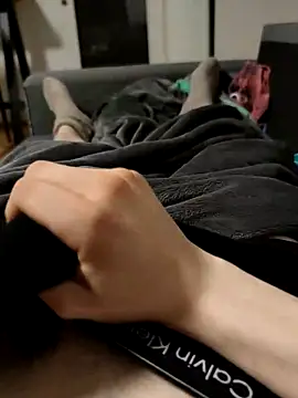 DickHe4d20 online show from March 2026 10:25:01 PM