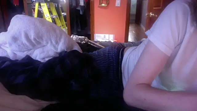 Teddy4420 online show from May 2026 09:54:02 PM
