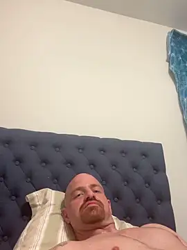whitelioncody online show from May 2026 11:03:02 PM