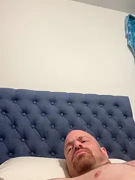 whitelioncody online show from May 2026 06:31:02 AM