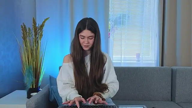 SunnyBloss online show from March 2026 01:17:01 PM